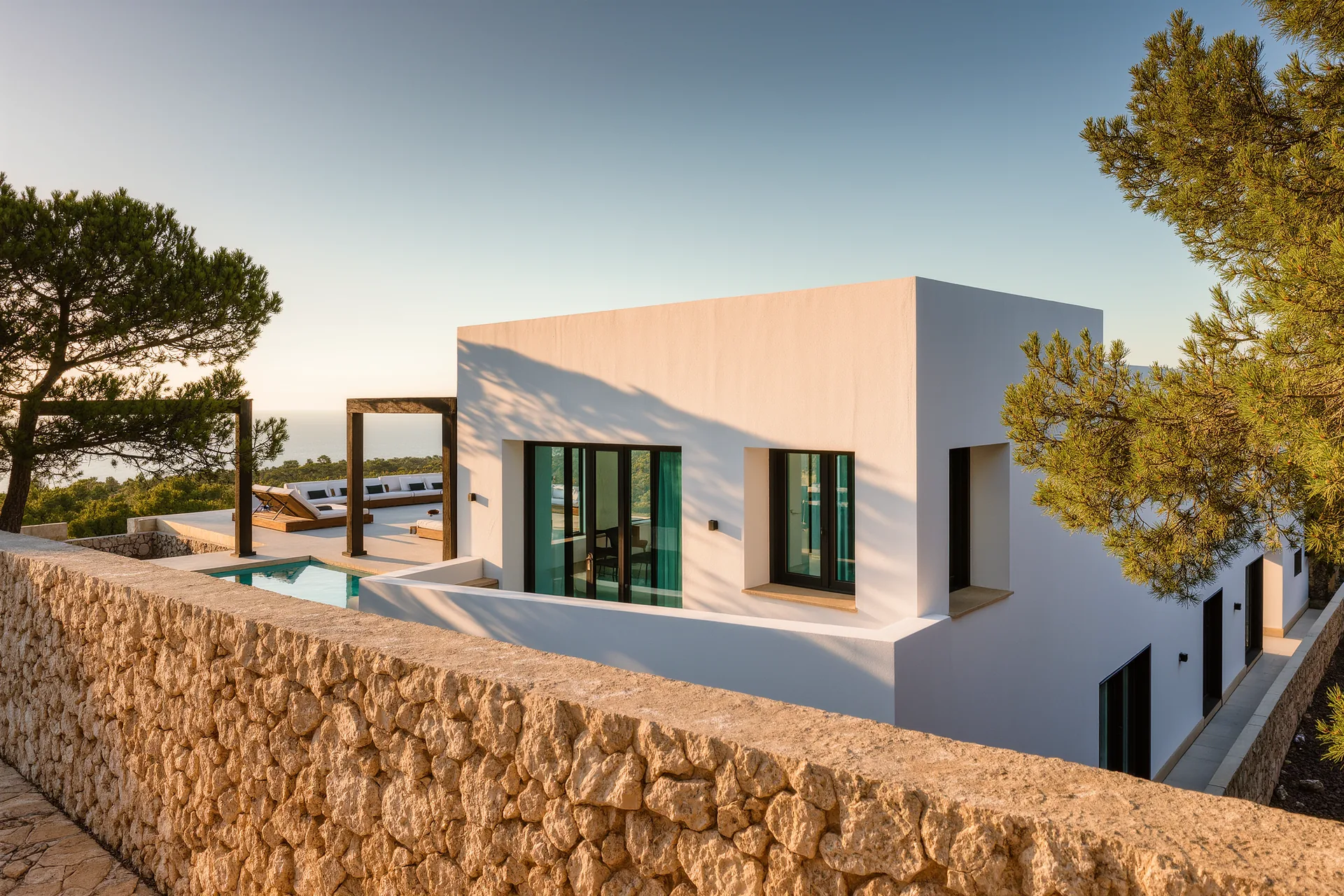 Wie der Ibiza-Lifestyle Käufer aus aller Welt anzieht