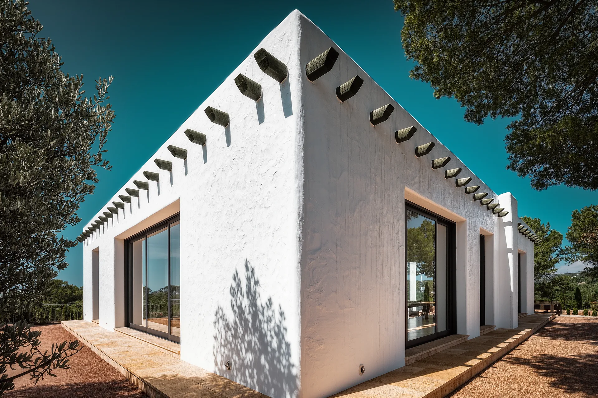 Immobilien mit nachhaltigen Konzepten: Warum grüne Architektur auf Ibiza boomt